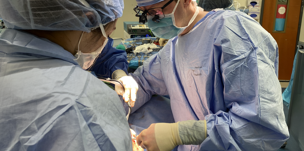 Dr. Arango in surgery